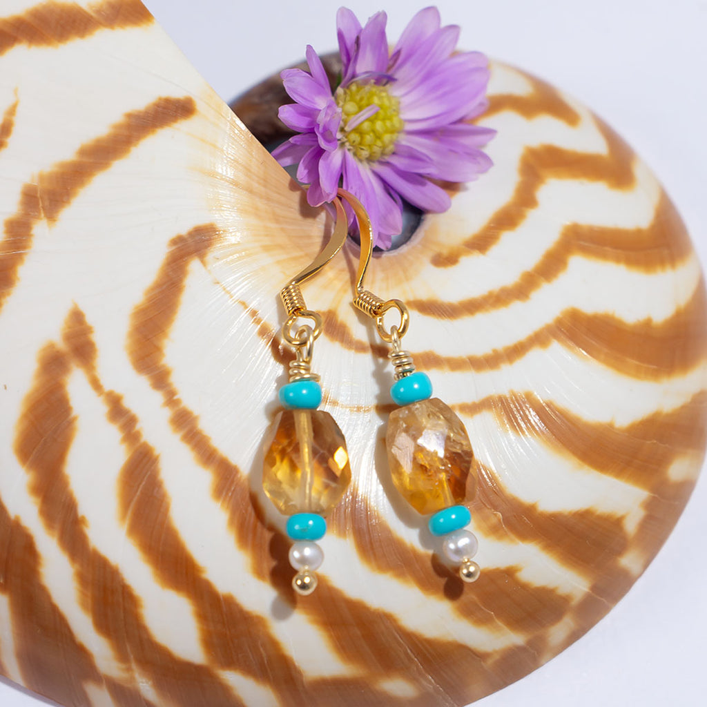 Made in the colours of Summer! These gorgeous petite gemstone earrings are the embodiment of Summer days by the sea.